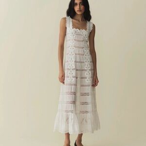 ISO Doen Angeletta Dress